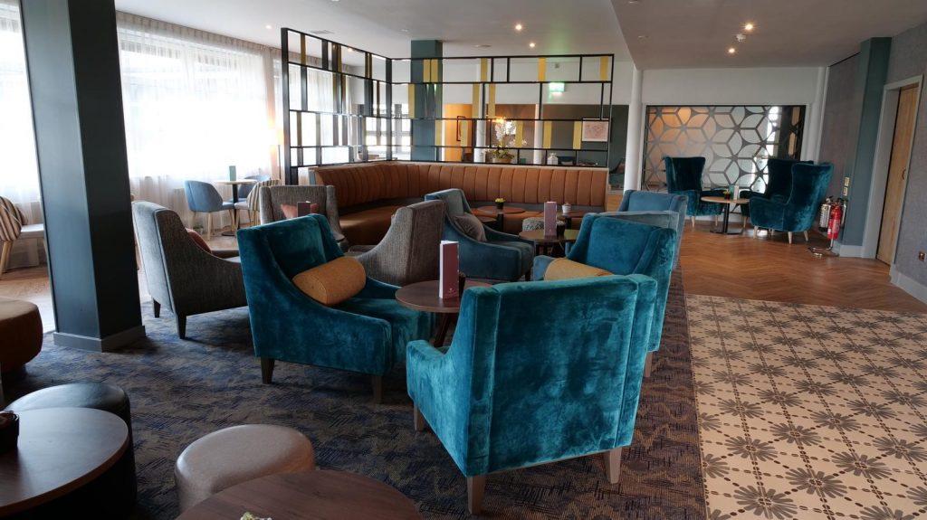 Bar 4