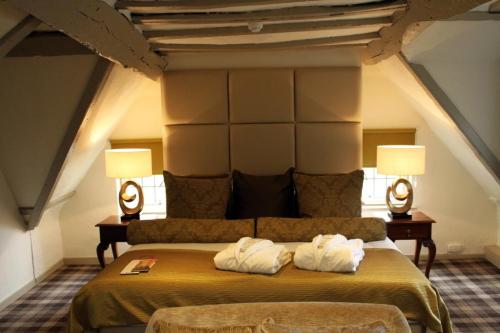 Cardinal Suite (19)